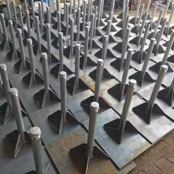 仲巴鑫亿呈沉降板生产